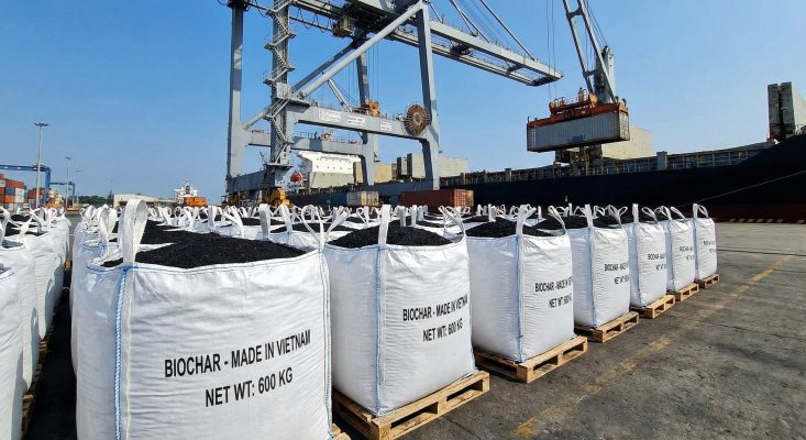 Quy cach dong goi Biochar xuat khau 2026 bang bao Jumbo